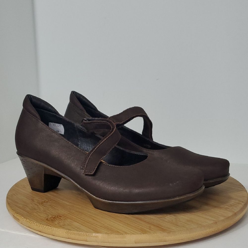 Naot Muse Mary Jane Heels Dark Brown Leather Women's Size 9 EU 40